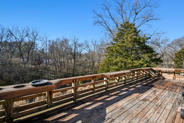 4254 E Ridgeview Drive, Springfield, MO 65809