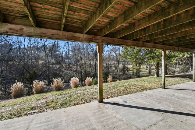 4254 E Ridgeview Drive, Springfield, MO 65809