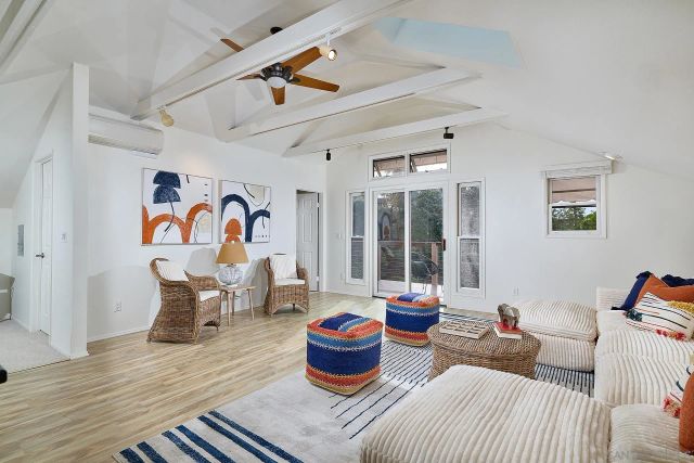 7627 Reposado Dr, Carlsbad, CA 92009