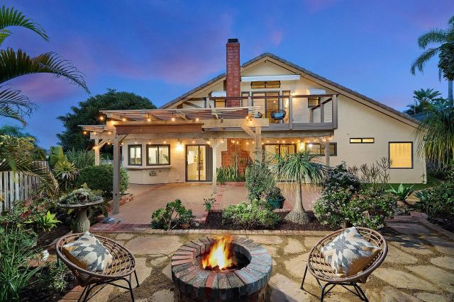 7627 Reposado Dr, Carlsbad, CA 92009