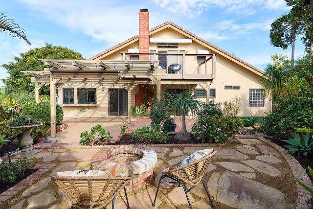 7627 Reposado Dr, Carlsbad, CA 92009