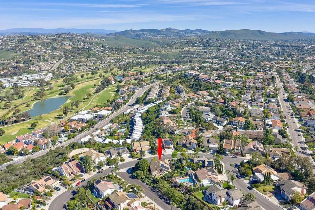 7627 Reposado Dr, Carlsbad, CA 92009