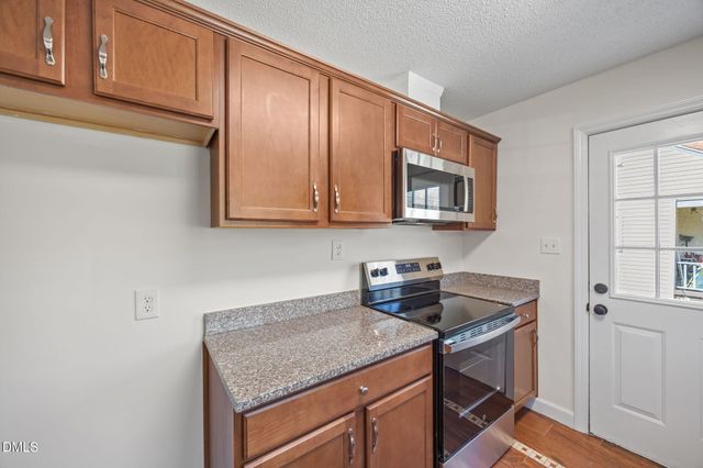 408 W Gilbreath Street, Graham, NC 27253