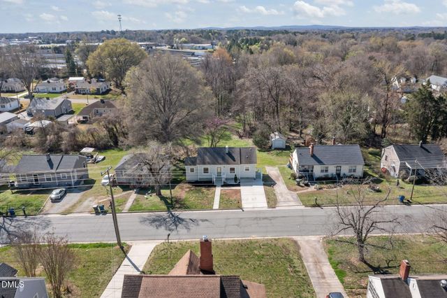 408 W Gilbreath Street, Graham, NC 27253