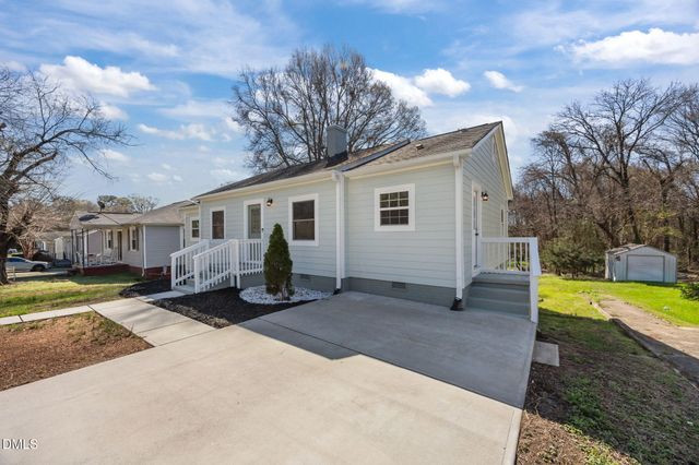 408 W Gilbreath Street, Graham, NC 27253