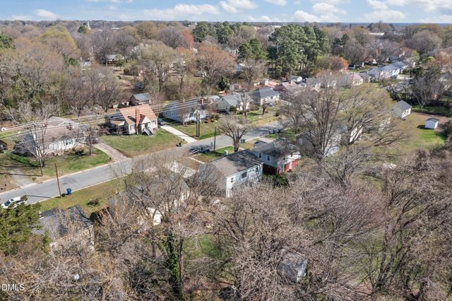 408 W Gilbreath Street, Graham, NC 27253