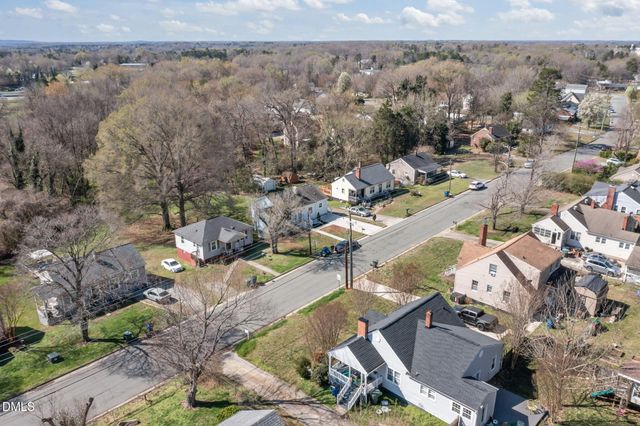 408 W Gilbreath Street, Graham, NC 27253