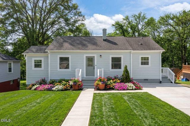408 W Gilbreath Street, Graham, NC 27253