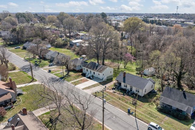 408 W Gilbreath Street, Graham, NC 27253