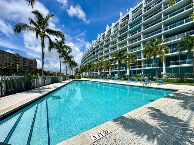 2950 NE 188th Street NE 225, Aventura, FL 33180