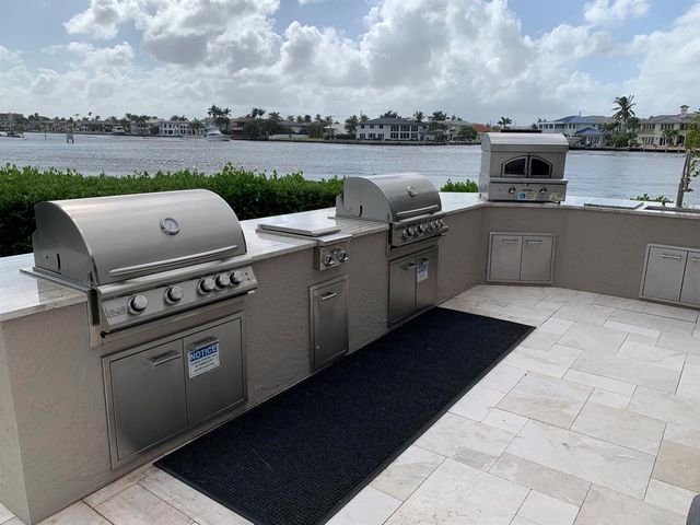 3604 S Ocean Boulevard 101, Highland Beach, FL 33487