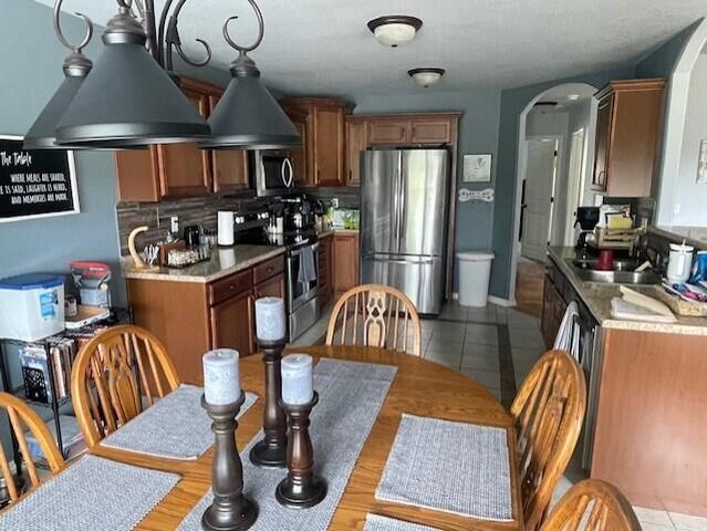 370 Holts Lake Drive, Branson, MO 65616