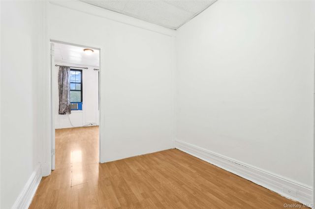 71-60 69th Place 1L, Glendale, NY 11385
