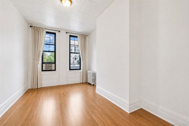 71-60 69th Place 1L, Glendale, NY 11385