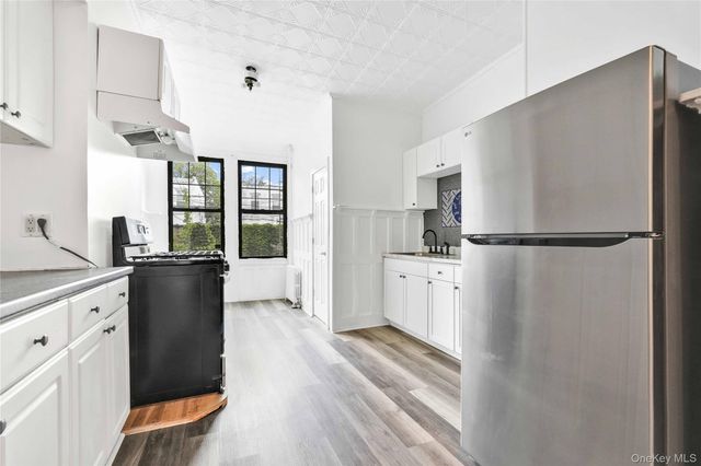 71-60 69th Place 1L, Glendale, NY 11385