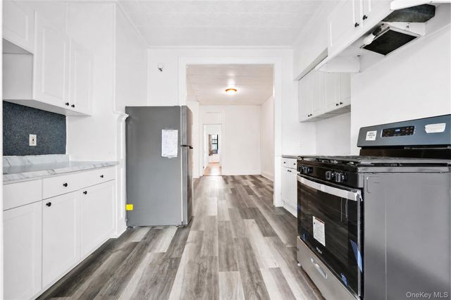 71-60 69th Place 1L, Glendale, NY 11385