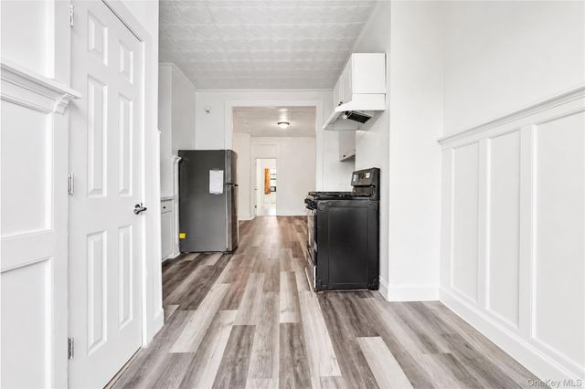 71-60 69th Place 1L, Glendale, NY 11385