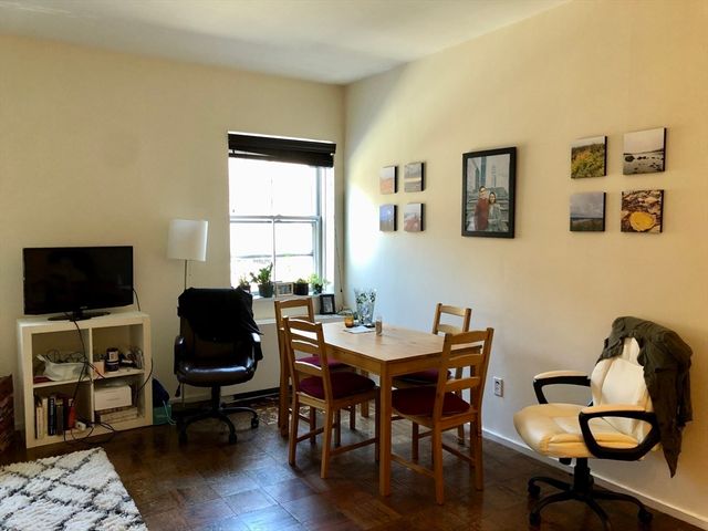 27 Bowdoin St 2A, Boston, MA 02114