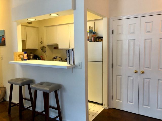 27 Bowdoin St 2A, Boston, MA 02114