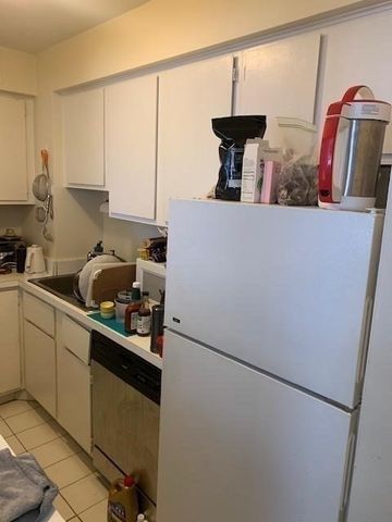 27 Bowdoin St 2A, Boston, MA 02114