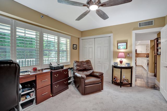 3499 Oaks Way Unit 205, Pompano Beach, FL 33069