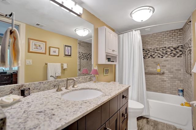 3499 Oaks Way Unit 205, Pompano Beach, FL 33069