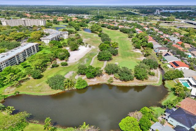 3499 Oaks Way Unit 205, Pompano Beach, FL 33069