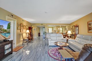 3499 Oaks Way Unit 205, Pompano Beach, FL 33069