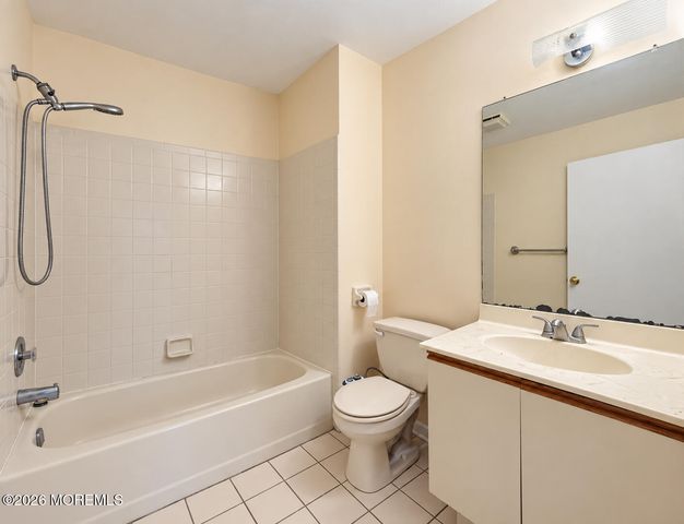 296 Pegasus Road 296, Piscataway, NJ 08855