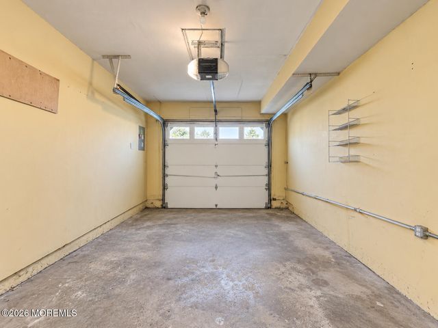 296 Pegasus Road 296, Piscataway, NJ 08855