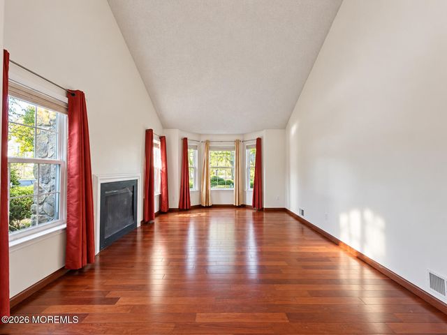 296 Pegasus Road 296, Piscataway, NJ 08855