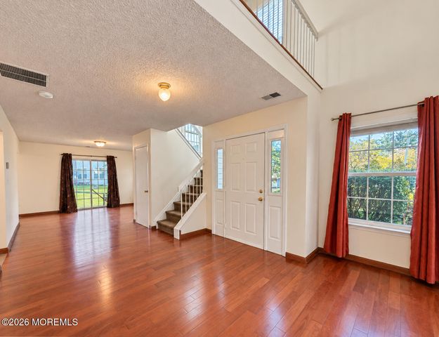 296 Pegasus Road 296, Piscataway, NJ 08855
