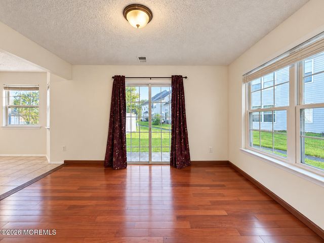 296 Pegasus Road 296, Piscataway, NJ 08855