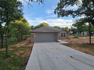 203 NW 32nd Street, Mineral Wells, TX 76067