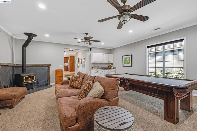 10040 Tesla Rd, Livermore, CA 94550