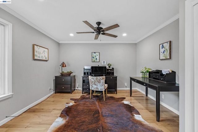 10040 Tesla Rd, Livermore, CA 94550