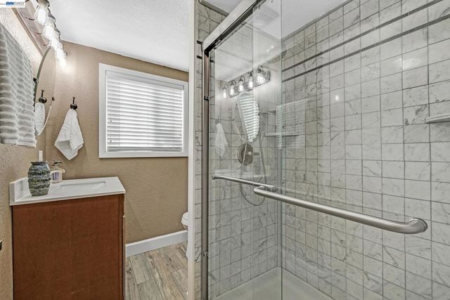 10040 Tesla Rd, Livermore, CA 94550