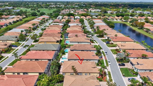7032 Vivaldi Lane, Delray Beach, FL 33446