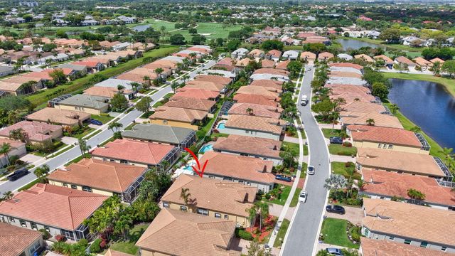 7032 Vivaldi Lane, Delray Beach, FL 33446