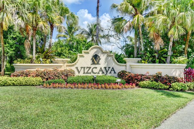 7032 Vivaldi Lane, Delray Beach, FL 33446