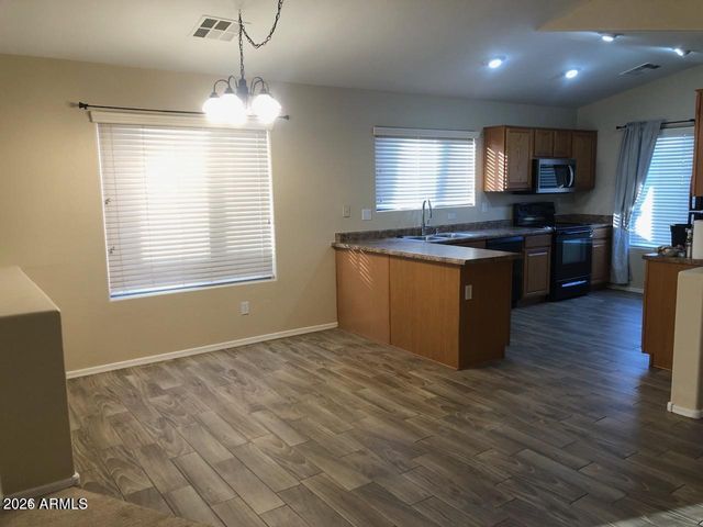 24638 N Shelton Way, Florence, AZ 85132