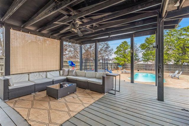 628 W Dakota Avenue, Chickasha, OK 73018