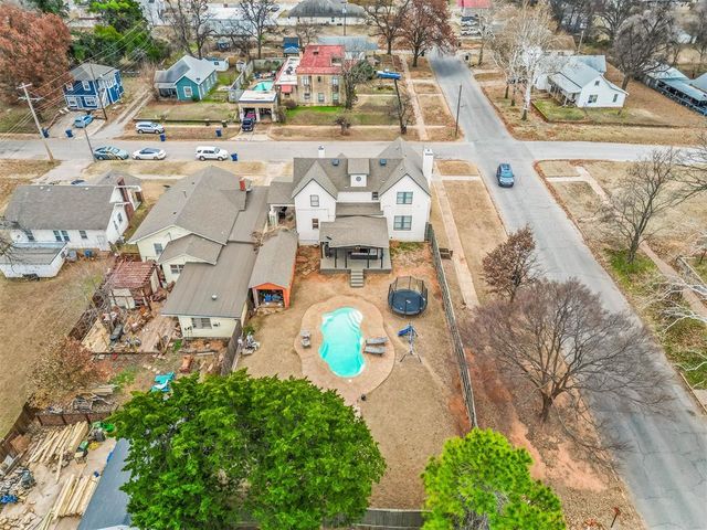 628 W Dakota Avenue, Chickasha, OK 73018