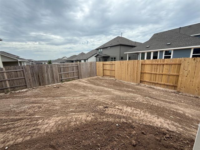 221 Kings Canyon DR, Dripping Springs, TX 78620
