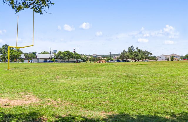 221 Kings Canyon DR, Dripping Springs, TX 78620