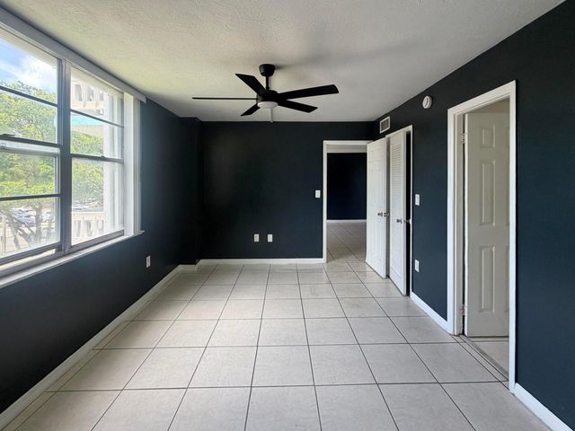 15600 NW 7th Avenue 303, Miami, FL 33169