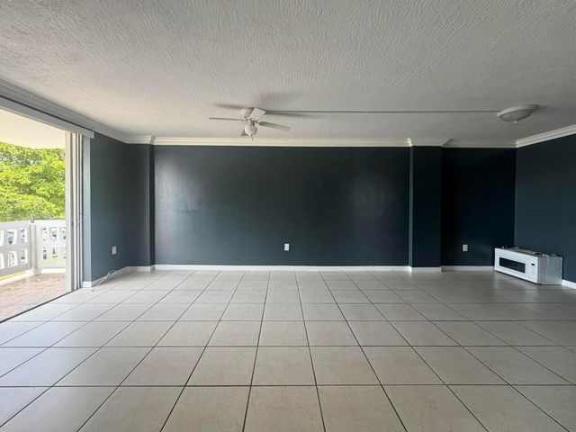 15600 NW 7th Avenue 303, Miami, FL 33169