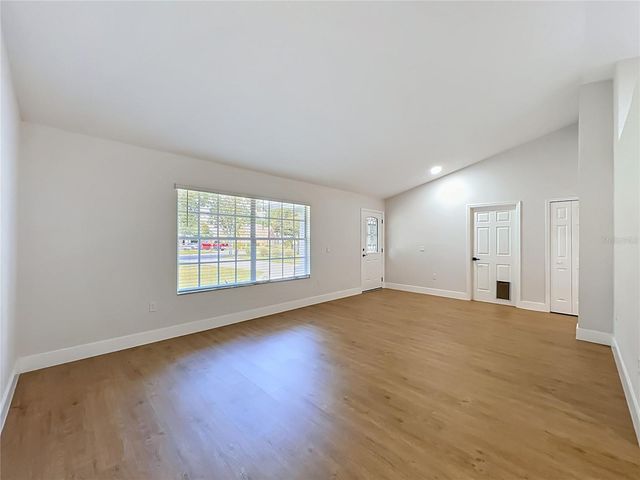 401 COUNTRY WOOD CIR, Lake Mary, FL 32746
