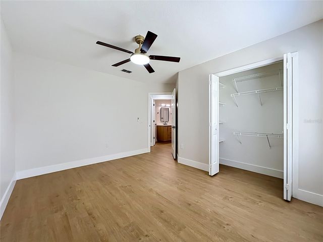 401 COUNTRY WOOD CIR, Lake Mary, FL 32746