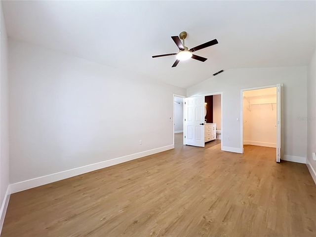 401 COUNTRY WOOD CIR, Lake Mary, FL 32746